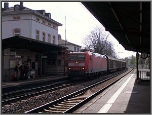 Zum Vergrößern auf das Bild klicken! Dort können Sie auch blättern und die Bildunterschriften lesen! 185 048 in Eltville