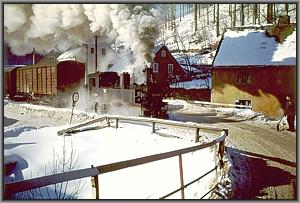 99 1606 mit Ng 67925 vor Niederschmiedeberg