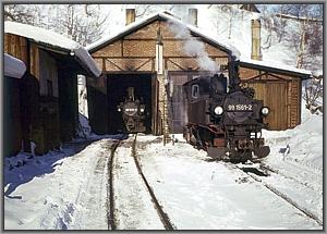 99 1606 und 99 1561 am Jhstadter Lokschuppen