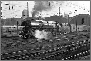 01 0519 verlsst mit D 29707 Leipzig Hbf