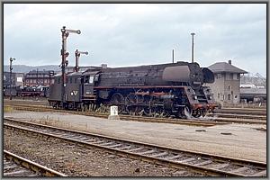 01 0521 rangiert in Saalfeld