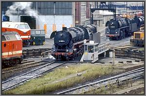 44 0851 auf der Saalfelder Drehscheibe