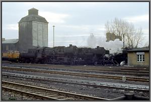 52 8076, 52 8071 und 52 8136 im Bw Haldensleben