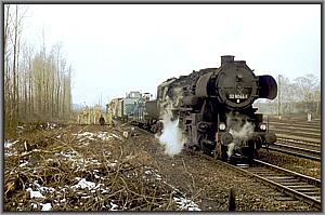 52 8044 mit Betonmischzug in Falkenberg ob Bf