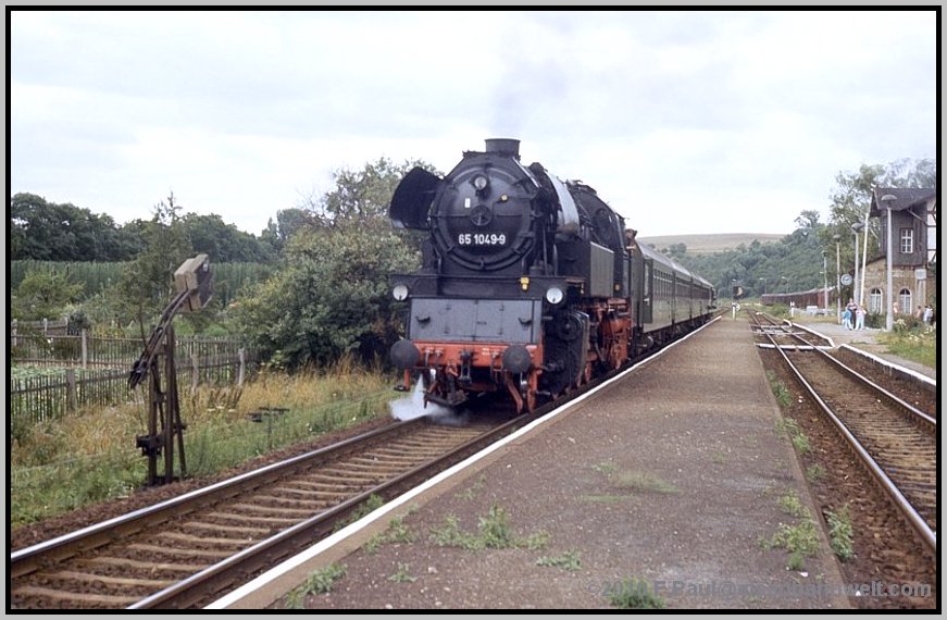 65 1049 in Wasserthaleben