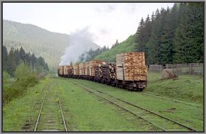 764 001 verlt mit P-Zug Siclau