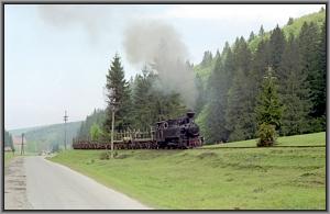 764 001 mit dem P-Zug zwischen Covasna und Siclau