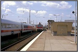143 138 erreicht mit Nahverkehrszug Berlin-Lichtenberg
