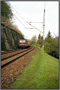 180 009 mit TEC Rotterdam-Melnik bei Obervogelgesang