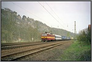 CD-372 009 mit RoLa Lovosice-Dresden Friedrichstadt in Kurort Rathen