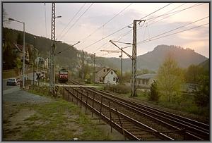 143 087 mit S 7071 in Knigstein Gbf