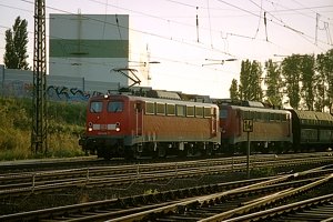 140 808 und 140 865 in Abzw Kostheim