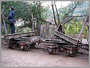 leere Trucks in Viseu de Sus