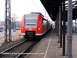 425 604 in Krefeld-Uerdingen