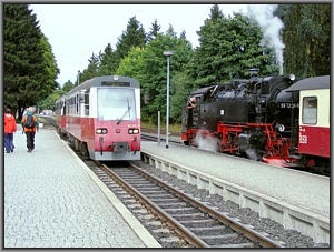 Zum Vergrößern auf das Bild klicken! Dort können Sie auch blättern und die Bildunterschriften lesen!