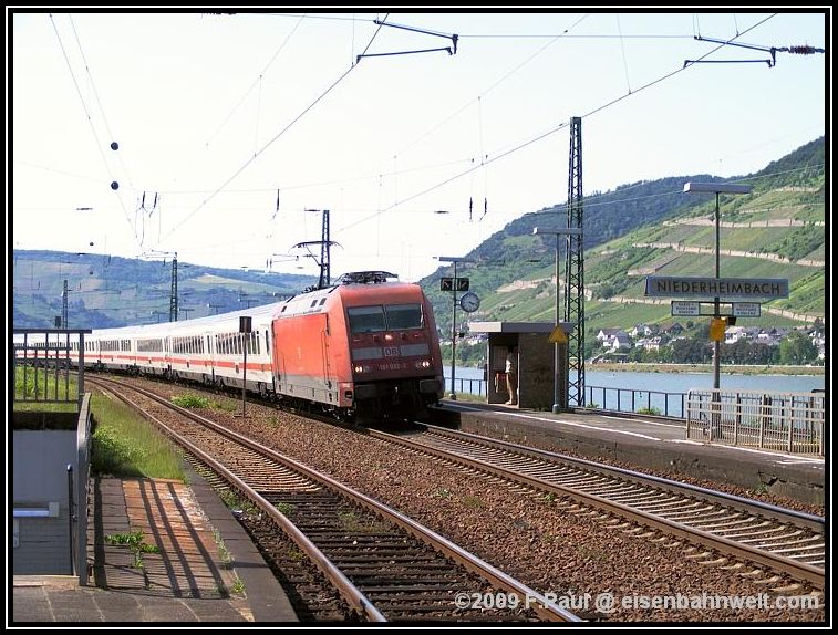 101 022 in Niederheimbach
