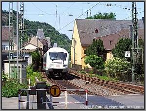 Zum Vergrößern auf das Bild klicken! Dort können Sie auch blättern und die Bildunterschriften lesen!