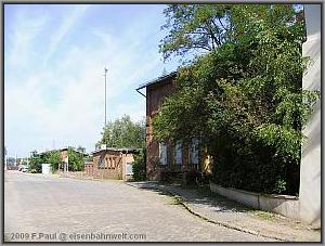 Zum Vergrößern auf das Bild klicken! Dort können Sie auch blättern und die Bildunterschriften lesen!