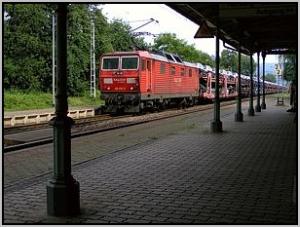 180 015 in Krippen