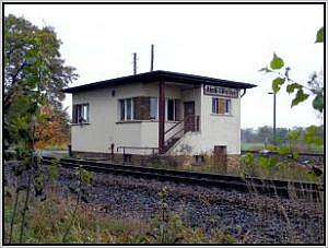 Zum Vergrößern auf das Bild klicken! Dort können Sie auch blättern und die Bildunterschriften lesen!