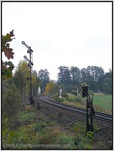 Zum Vergrößern auf das Bild klicken! Dort können Sie auch blättern und die Bildunterschriften lesen!