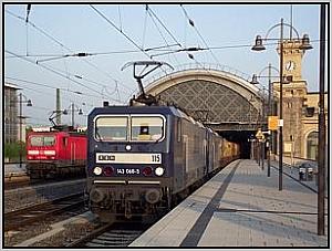 BR 143 in Dresden Hbf