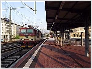CD-371 015 in Dresden Hbf