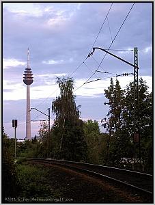Zum Vergrößern auf das Bild klicken! Dort können Sie auch blättern und die Bildunterschriften lesen!
