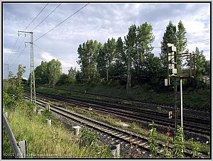 Zum Vergrößern auf das Bild klicken! Dort können Sie auch blättern und die Bildunterschriften lesen!