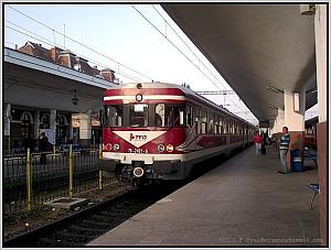 Zum Vergrößern auf das Bild klicken! Dort können Sie auch blättern und die Bildunterschriften lesen! 76 2421 in Cluj Napoca