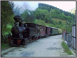 Zum Vergrößern auf das Bild klicken! Dort können Sie auch blättern und die Bildunterschriften lesen!