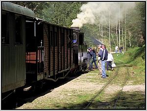 Zum Vergrößern auf das Bild klicken! Dort können Sie auch blättern und die Bildunterschriften lesen!