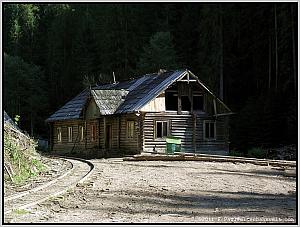 Zum Vergrößern auf das Bild klicken! Dort können Sie auch blättern und die Bildunterschriften lesen!