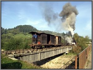 Zum Vergrößern auf das Bild klicken! Dort können Sie auch blättern und die Bildunterschriften lesen!