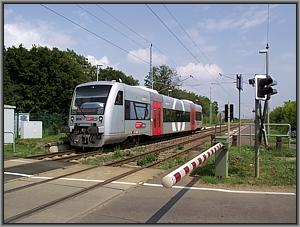 Zum Vergrößern auf das Bild klicken! Dort können Sie auch blättern und die Bildunterschriften lesen!