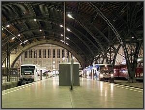 Veolia-Tw 010 und 011 in Leipzig Hbf