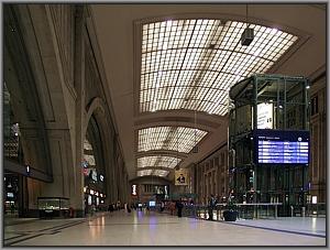 Veolia-Tw 010 und 011 in Leipzig Hbf