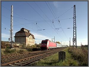 101 095 mit EC 174 in Saxdorf