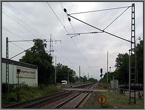 Zum Vergrößern auf das Bild klicken! Dort können Sie auch blättern und die Bildunterschriften lesen!