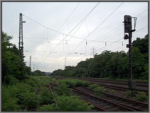 Zum Vergrößern auf das Bild klicken! Dort können Sie auch blättern und die Bildunterschriften lesen!