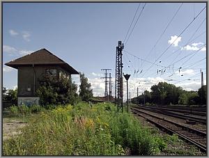 Zum Vergrößern auf das Bild klicken! Dort können Sie auch blättern und die Bildunterschriften lesen!
