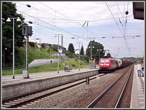Zum Vergrößern auf das Bild klicken! Dort können Sie auch blättern und die Bildunterschriften lesen! 185 034 in Hochspeyer