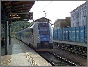 Zum Vergrößern auf das Bild klicken! Dort können Sie auch blättern und die Bildunterschriften lesen! 440 002 in Usti nad Labem hl.n.