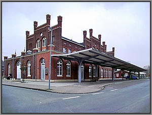 Empfangsgebude Warburg