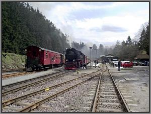 Zum Vergrößern auf das Bild klicken! Dort können Sie auch blättern und die Bildunterschriften lesen! 99 7241 mit P 8920 zum Brocken in Schierke