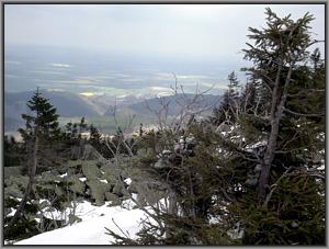 Zum Vergrößern auf das Bild klicken! Dort können Sie auch blättern und die Bildunterschriften lesen! Blick vom Brocken auf Wernigerode