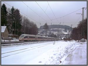 403 008 als ICE-W 722 in Heigenbrcken