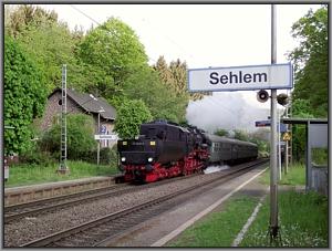 Zum Vergrößern auf das Bild klicken! Dort können Sie auch blättern und die Bildunterschriften lesen! 52 1360 am Hp Sehlem