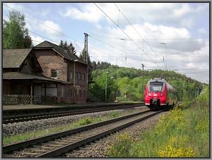 Zum Vergrößern auf das Bild klicken! Dort können Sie auch blättern und die Bildunterschriften lesen! 442 100 in Bengel
