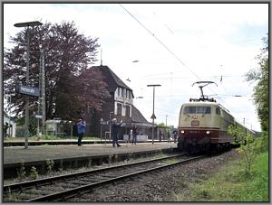 Zum Vergrößern auf das Bild klicken! Dort können Sie auch blättern und die Bildunterschriften lesen! 103 113 in Hetzerath